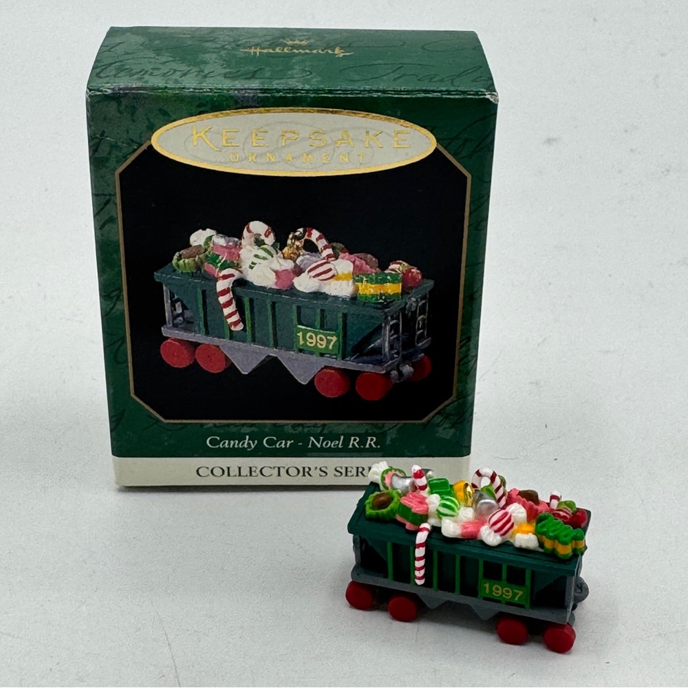 Hallmark 1997 Miniature NOEL R.R. Series Candy Car Ornament